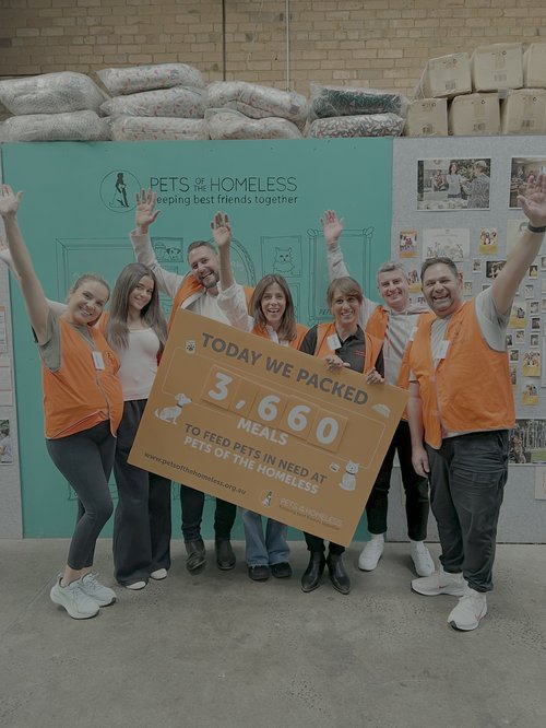 Our Keilor East & Preston team at Pets of the Homeless