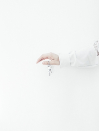 sylvie-tittel-pQ1HIAyOl8w-unsplash.jpg